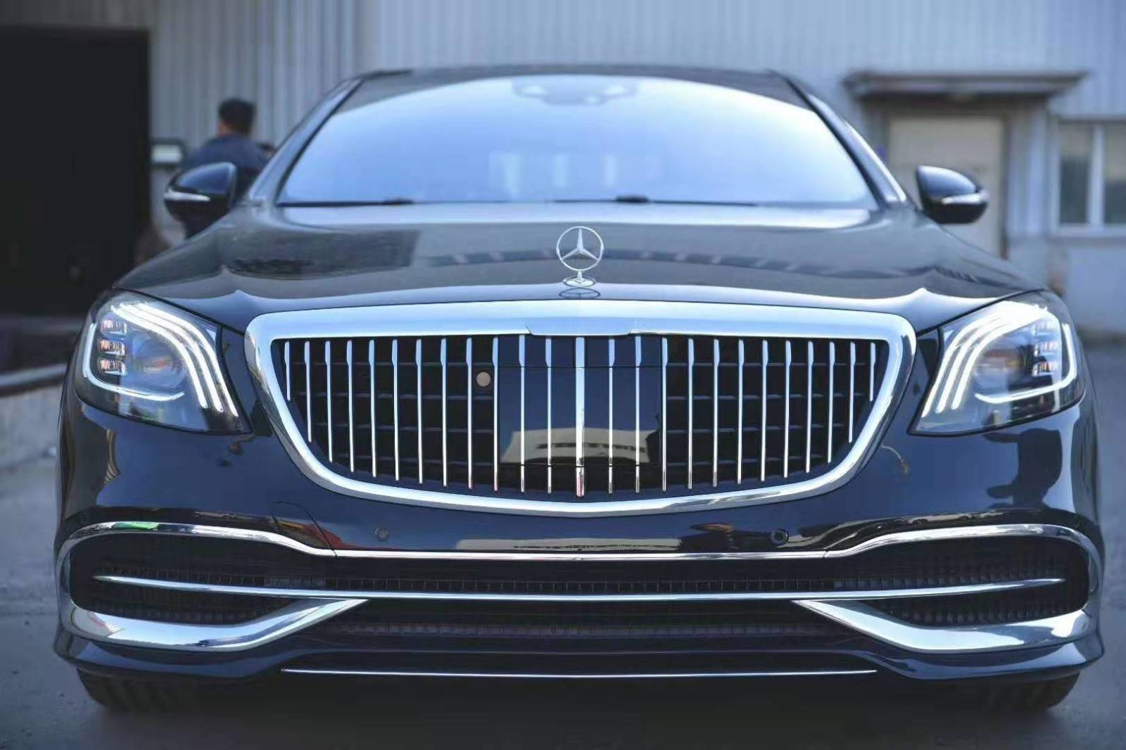 2020款奔驰迈巴赫s560报价顶级轿车售