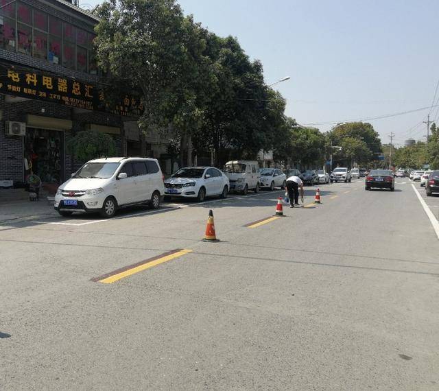 荥阳市汜水镇对镇区东关——安澜门路段道路交通标识标线重新施划
