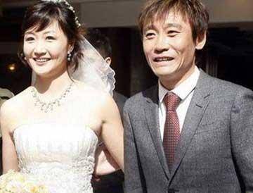 前中国足球国家队国脚高峰是如何辜负未婚先孕的那英