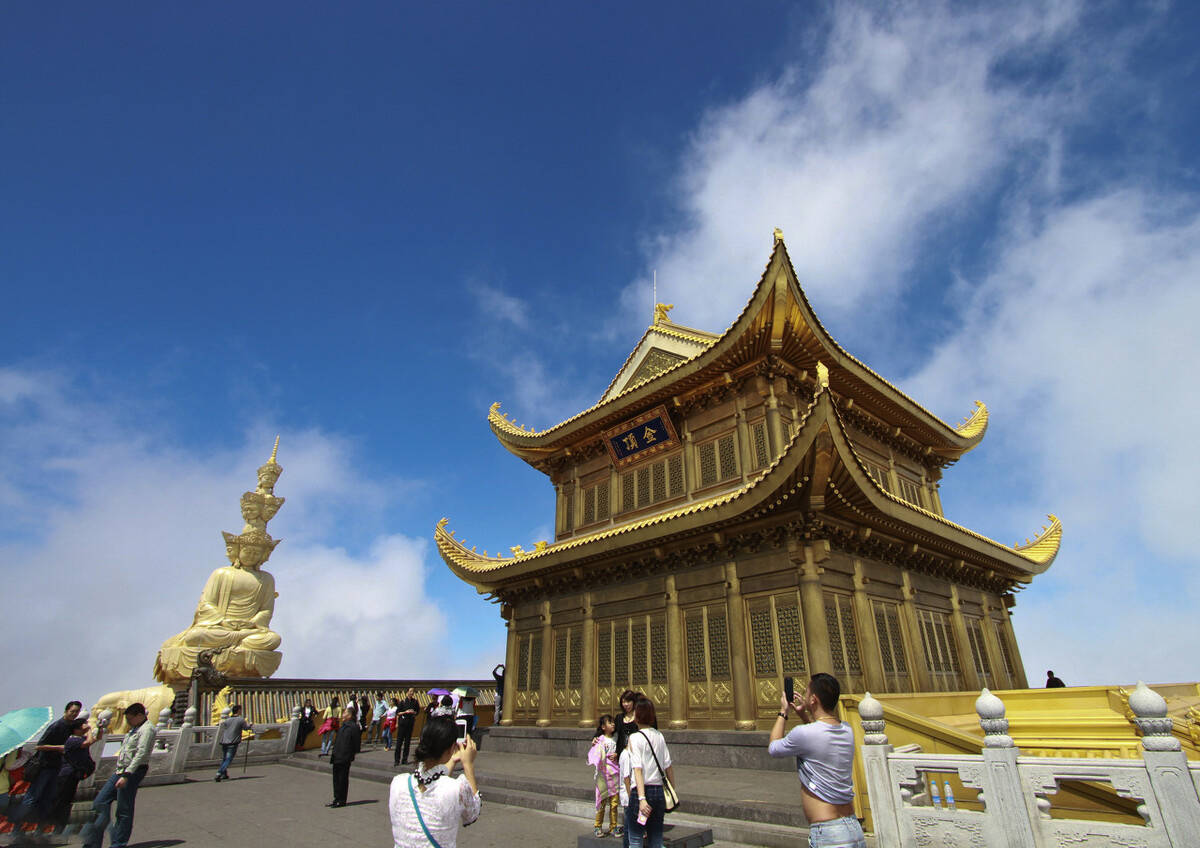 峨眉山华藏寺可不止四大奇观另外两个同样赞叹