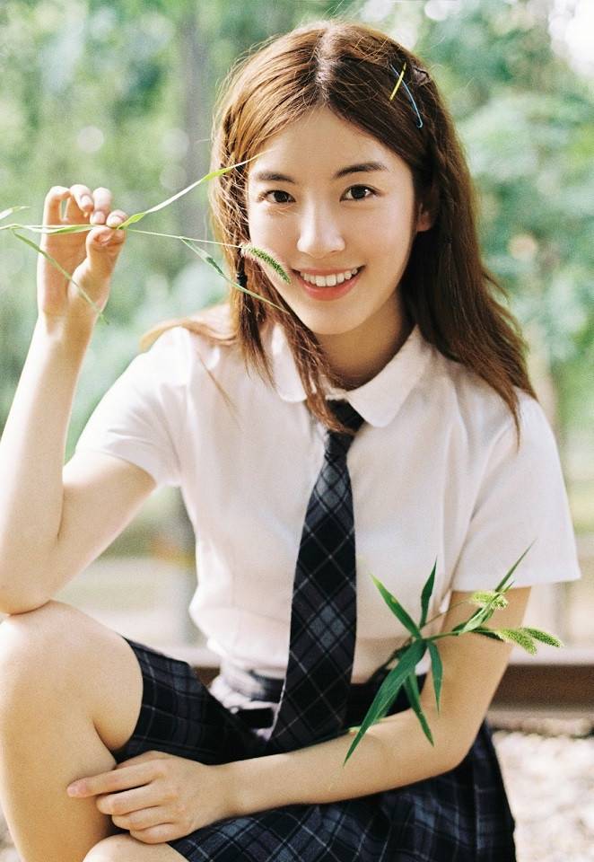 演员丁妍香之前曾参演新版《流星花园》,饰演李真,而《三嫁惹君心》是