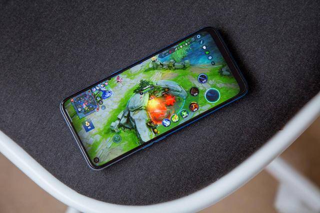 oppo a32真机图赏:一上手就爱了_机身