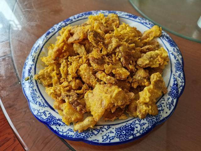 安徽池州九华山旅游,吃当地徽菜,重油盐,中药成特色菜