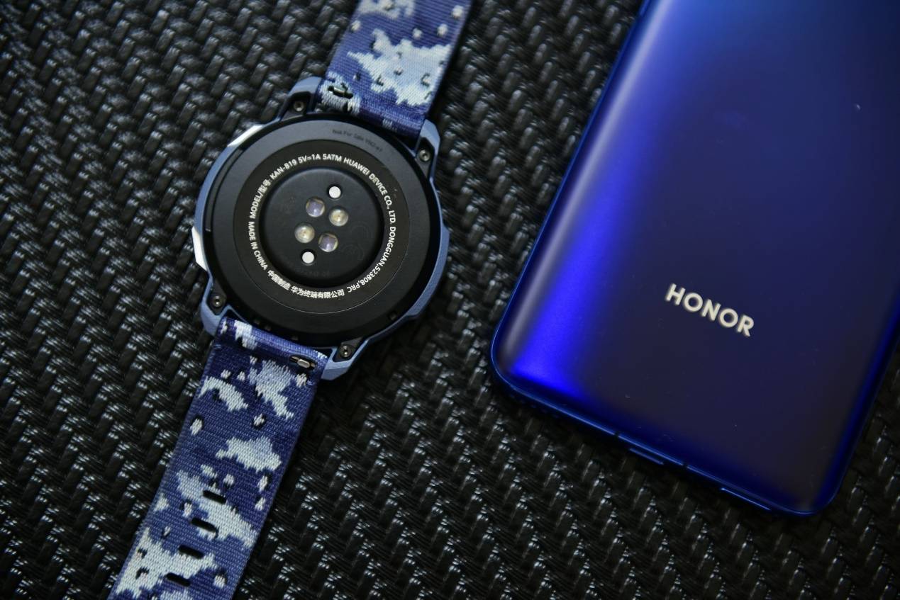 25天续航只是开始,荣耀手表gs pro玩起来更炫酷!