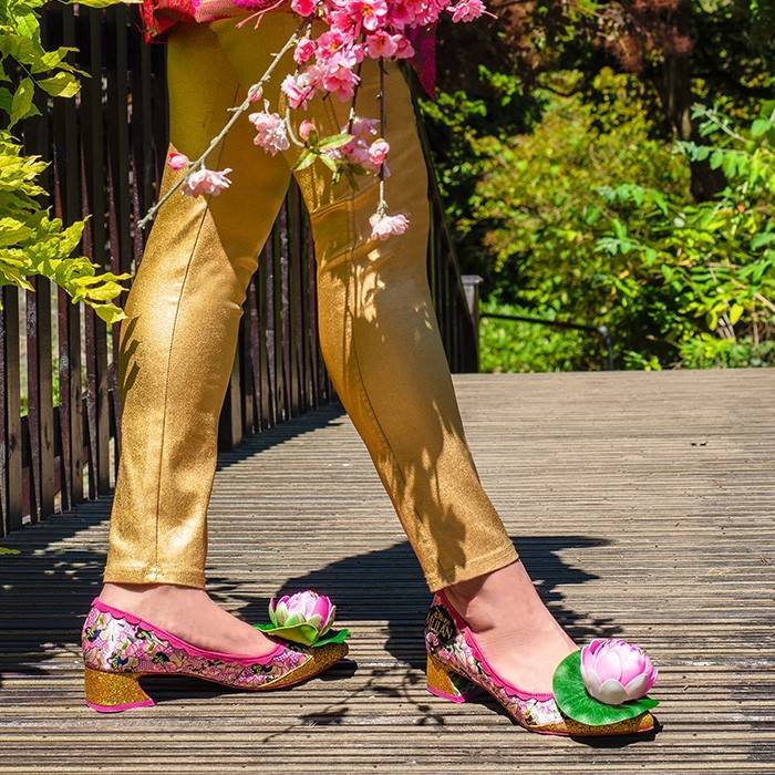 图片[21] - 吓死人！迪士尼《花木兰联名鞋》夸张的审美根本来自阴间！ - xizi