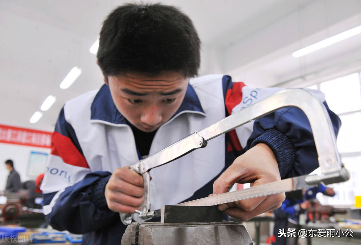 考大學容易還是考高中容易,為什么初中考高中這么難(圖3) 考大學容易還是考高中容易,為什么初中考高中這么難(圖3)