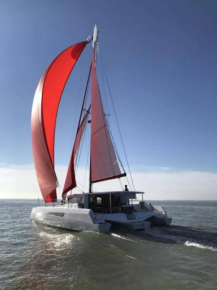 neel47三体深海巡航帆船震撼的客舱270景观视觉