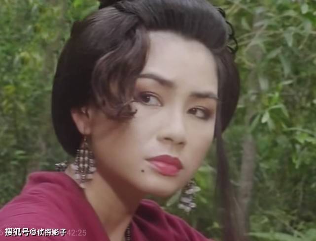 刘秋莲扮演凤二娘,丈夫死后,她独自撑起一家客栈,她看似贪财,却也有情
