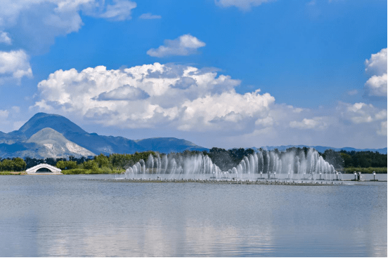 嵩明嘉丽泽湿地公园图片