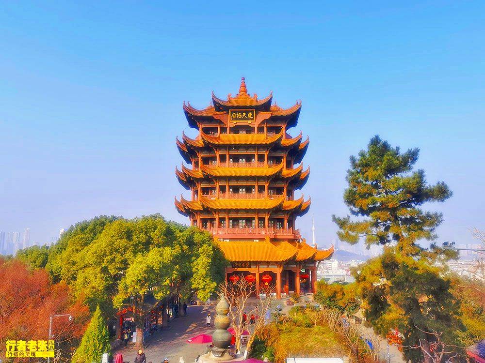 国庆旅游十大热门旅游目的地排名,第一故宫,第二位是现代建筑_手机