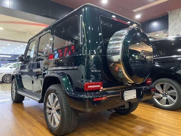 20新款奔驰g500越野王者轻松驾驭实力出众