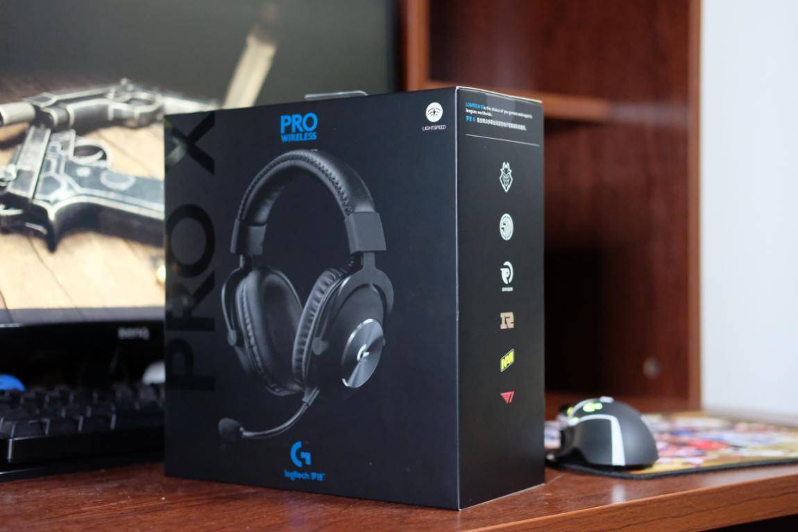 水平不够外设来凑罗技prox无线游戏耳机让你秒变专业玩家