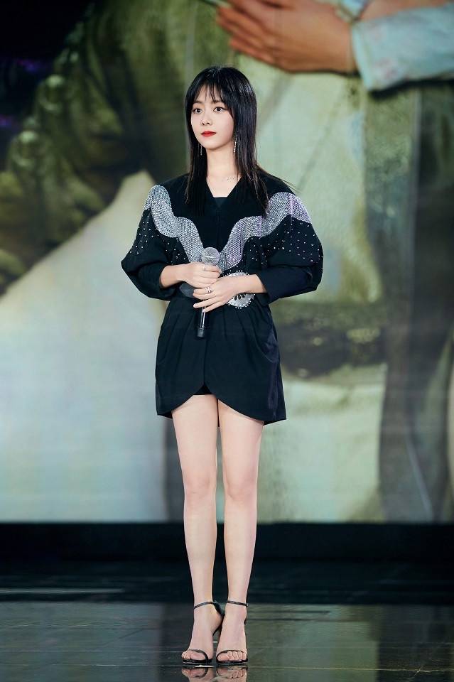 原创圆脸也有美腿10个电视剧中隐藏版的美腿女神赵露思谭松韵的腿也