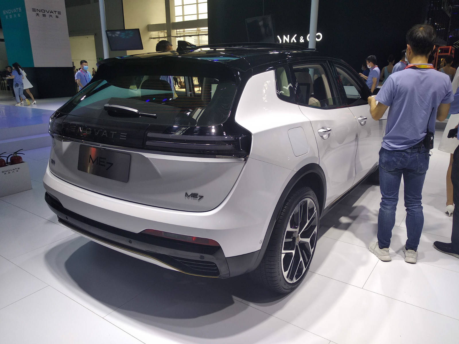 2020北京车展 | 五块屏幕引人瞩目 天际me7登场_搜狐汽车_搜狐网