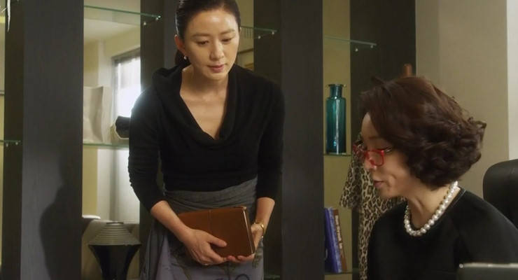 沈惠珍被誉为韩剧贵妇专业户 年轻时容貌倾城 二婚嫁大8岁富豪