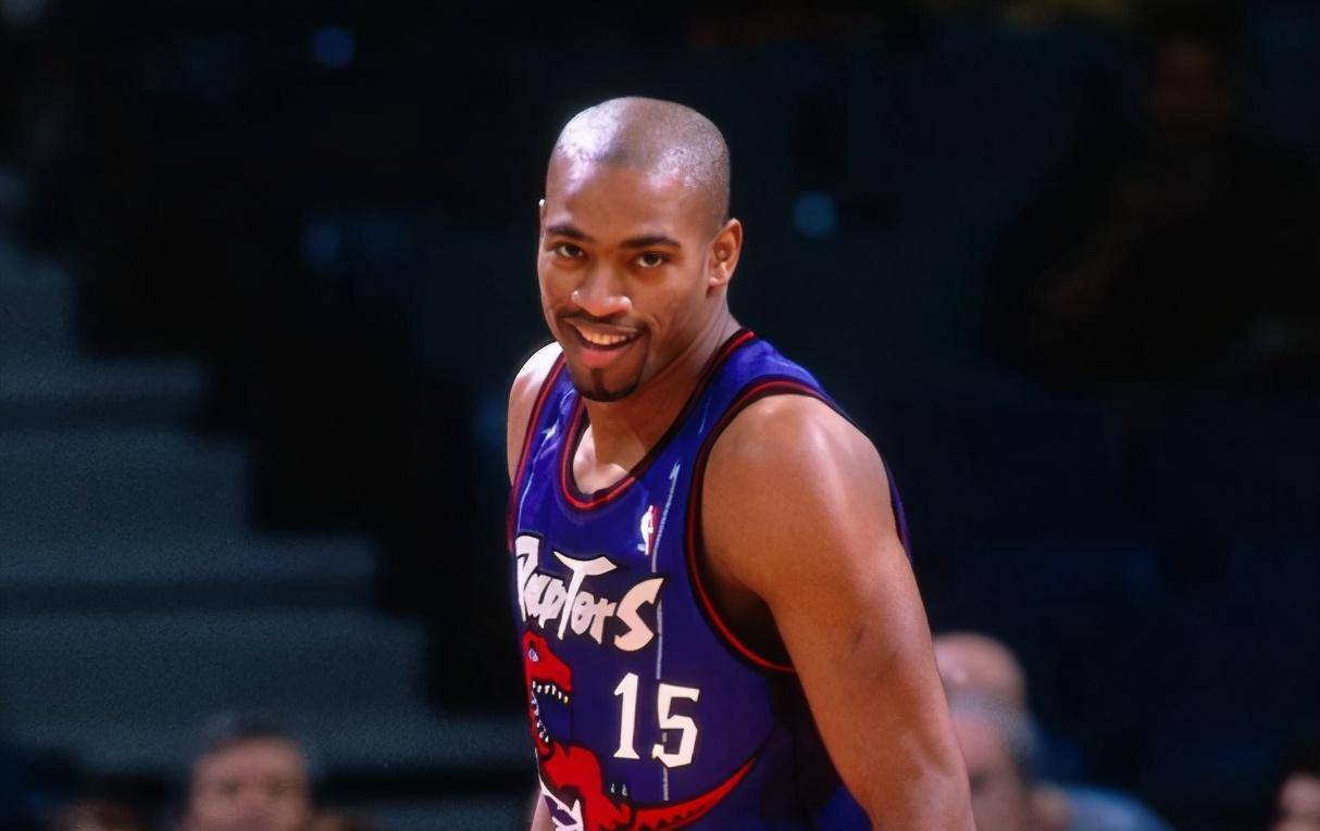 2004年,场均22 4的卡特被猛龙交易,当时联盟其他球队的报价如何