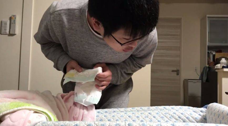 原创妈妈一发火两儿子加老爸全都站墙角三个同姓干不过一个外姓的