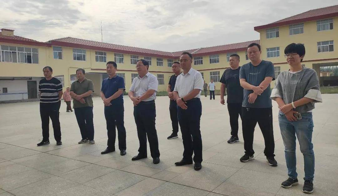 山东菏泽市牡丹区何楼街道开展中秋节慰问敬老院活动 本网讯:( 马保全