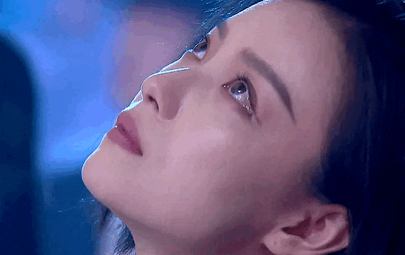 原创倪妮怕眼泪把妆哭花自创落泪不掉妆的方法爱哭的女生学会了