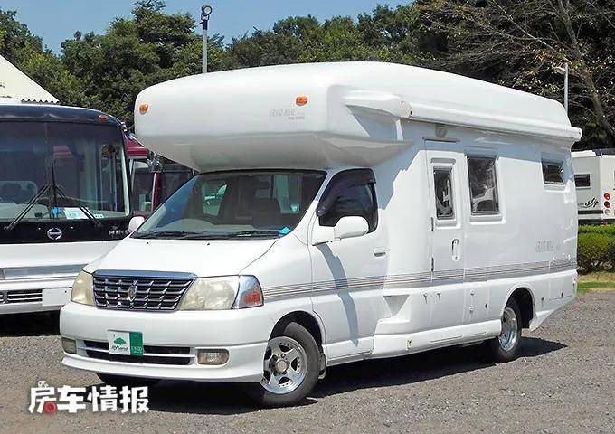性价比超高的丰田阁瑞斯房车,配3.4l汽油机 自动挡,住6人