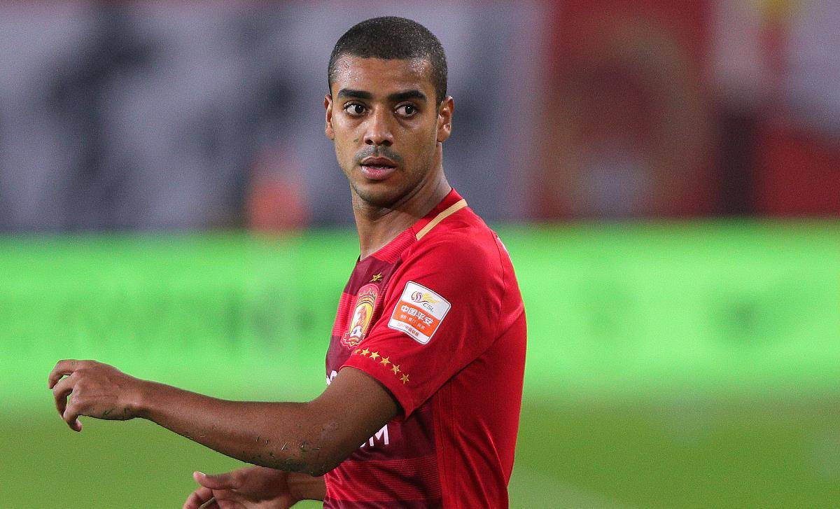 原创阿兰洛国富落选,不代表他们失去机会,国足名单并未下最终定论