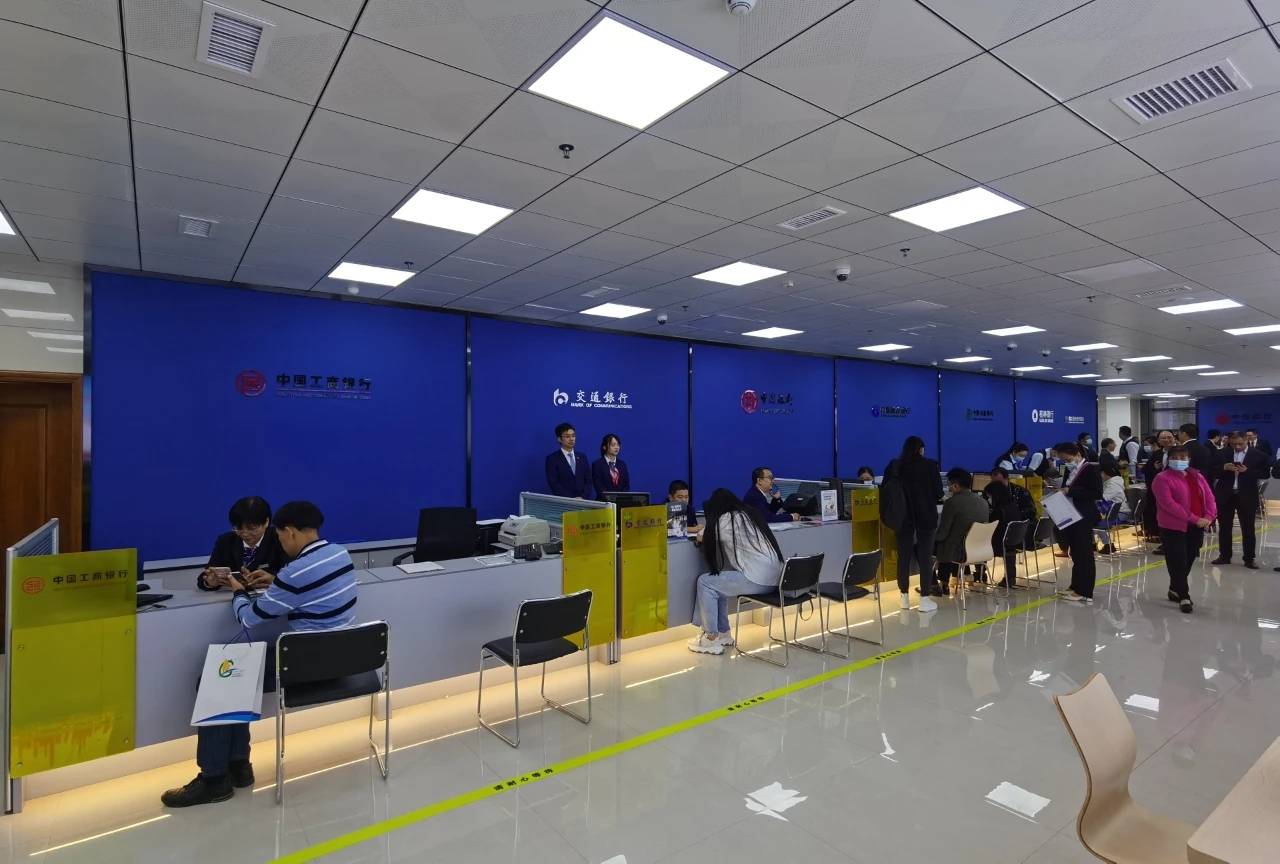 广西(桂林)民营小微企业首贷续贷中心揭牌运行