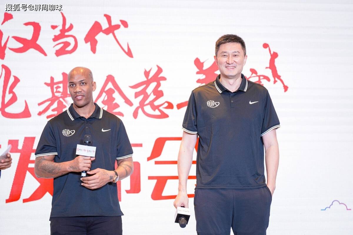 一细节暗示杜锋联手马布里,中国男篮重燃奥运会曙光_手机搜狐网