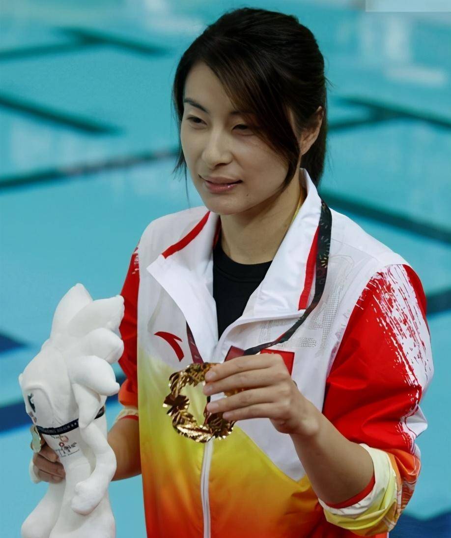 体育男明星写真-中国体育明星j凸照片-羽毛球明星有哪些(28p)