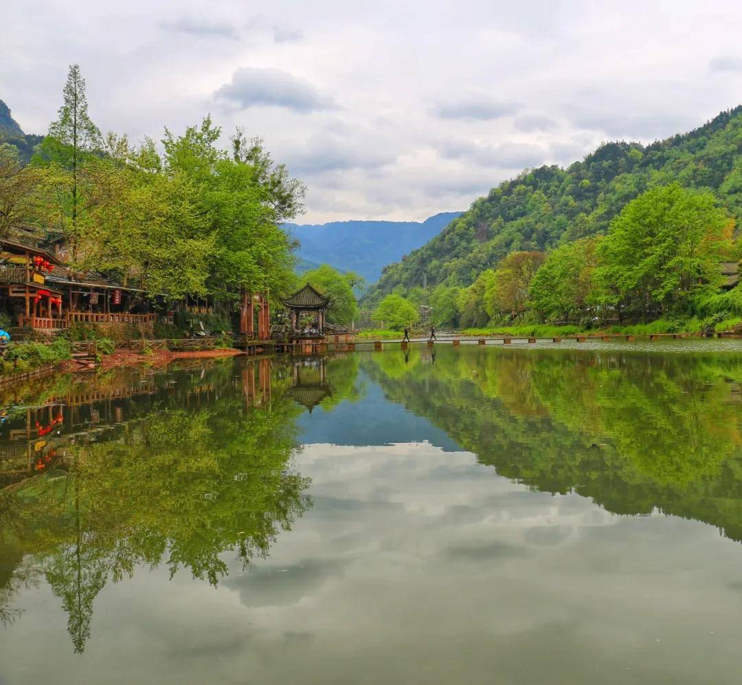 安逸走四川丨探寻历史遗迹,感悟巴蜀古韵