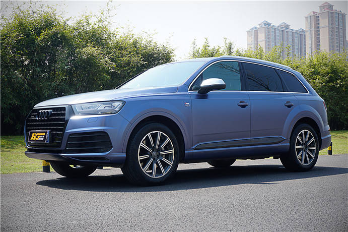 奥迪q7改色电光午夜蓝 金属膜超强质感 长沙汽车改色汇格车研