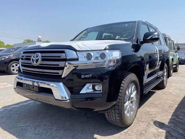 被称为越野之王丰田酷路泽5700配置豪华强劲动力