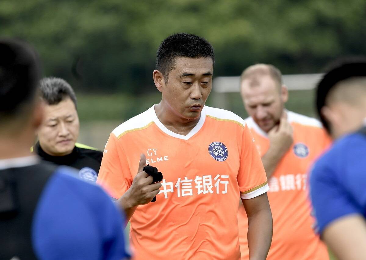 要感谢球员的出色表现之外,还得感谢主帅高尧在教练席上的运筹帷幄