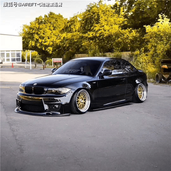 宝马e82改装airbft气囊减震低姿态李洋分享