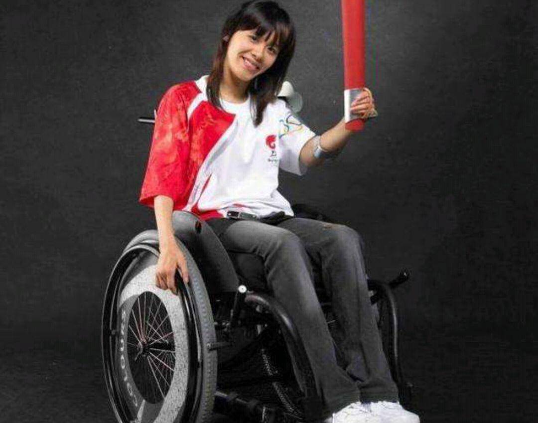 桑兰轮椅图片图片