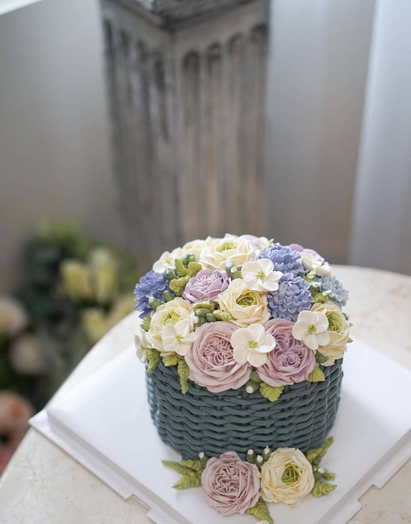 周五和各位妈妈一起分享韩式花篮蛋糕的制作