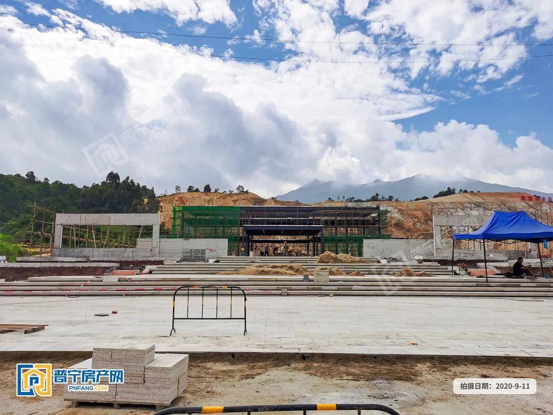 翔栩地块所在的西部区域地理位置优越,在城市总体规划以及寒妈水库