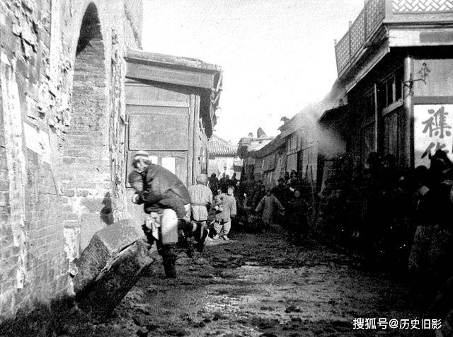 1905年天津历史建筑老照片,天津鼓楼和残破的城墙-搜狐大视野-搜狐新闻