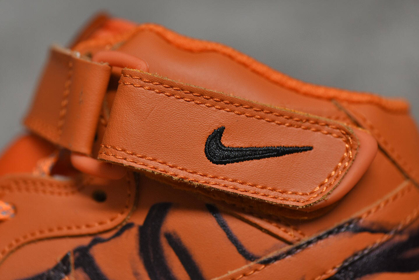 耐克空军一号黑橙 skeleton brilliant orange 万圣节南瓜限定夜光