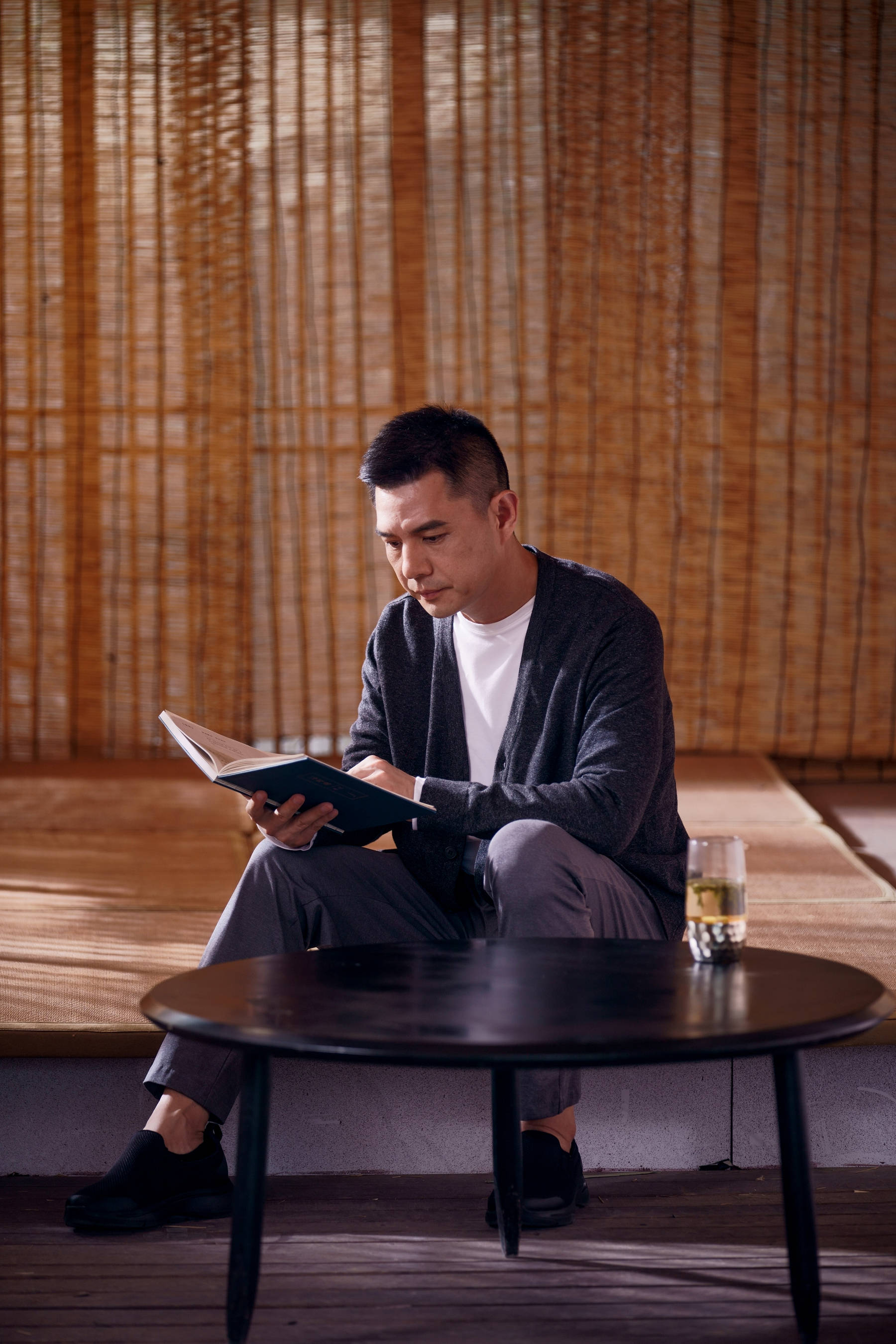 赵普:曾经的央视主播,事业拓出n重身份,活出了智美人生丨100个有品位