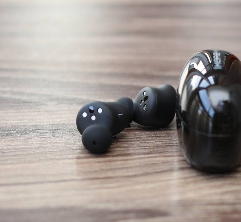 1more新时尚豆colorbuds一款紧跟潮流气息的良心真无线蓝牙耳机