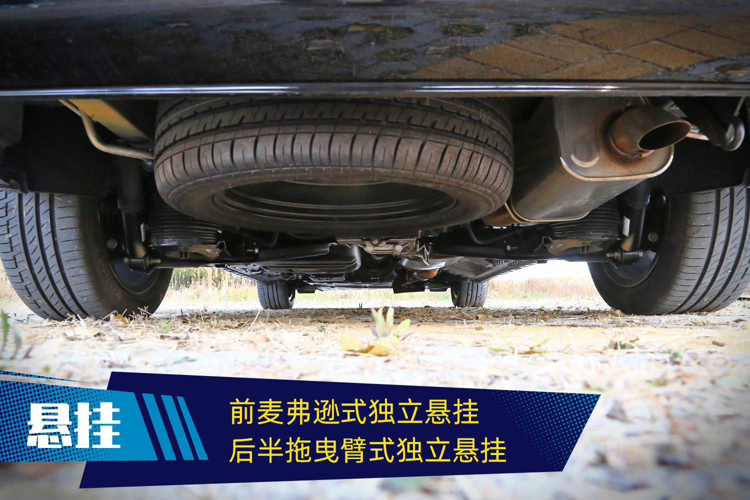 全系标配空气悬挂不香吗? 试驾体验新款奔驰v级