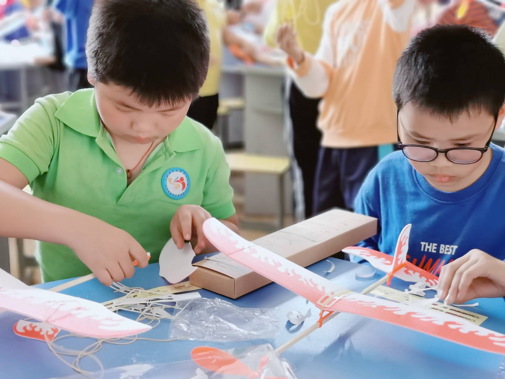 小航模,大梦想——女埠中心小学举行橡筋航模比赛