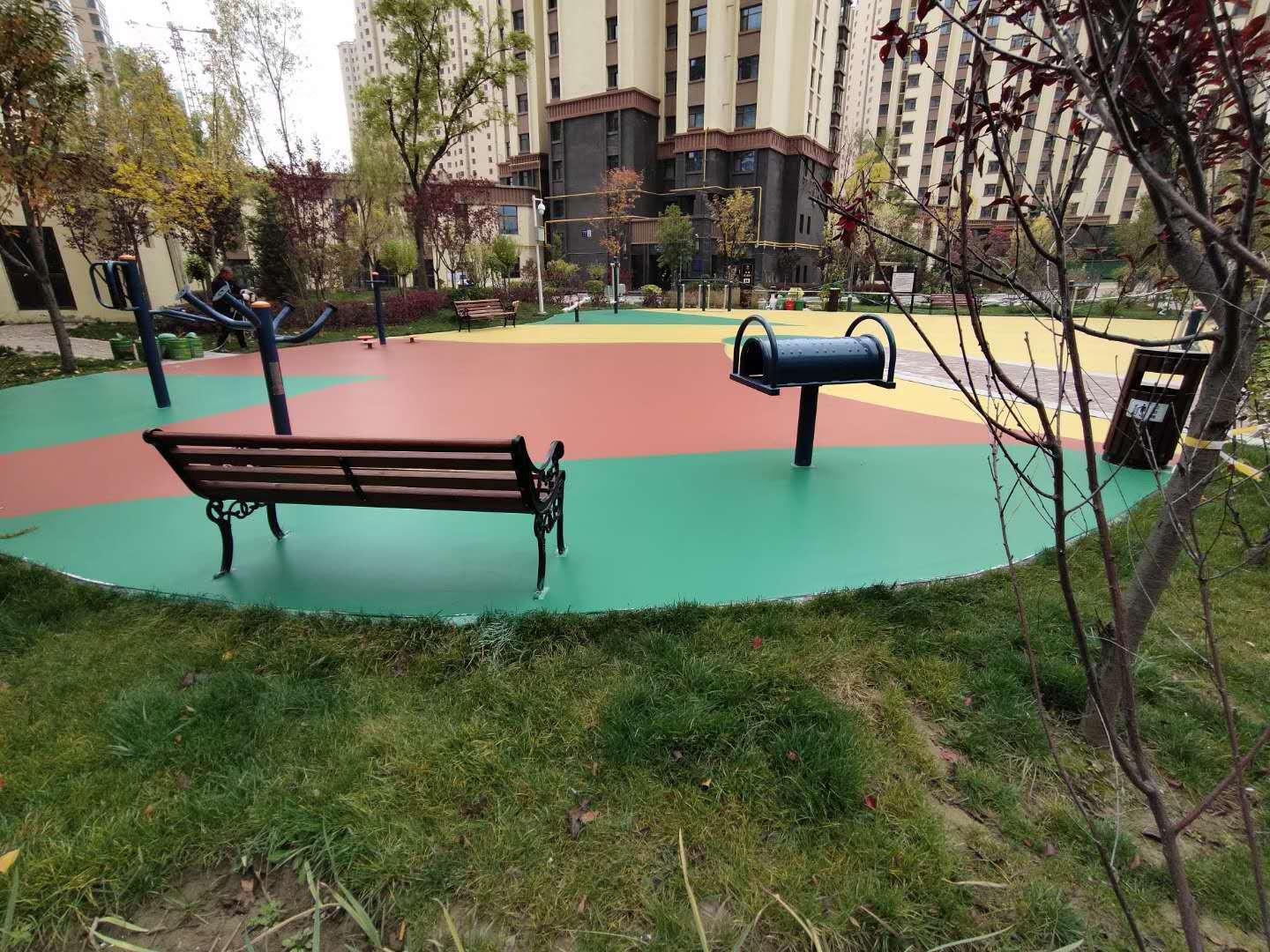 小区健身广场-丙烯酸