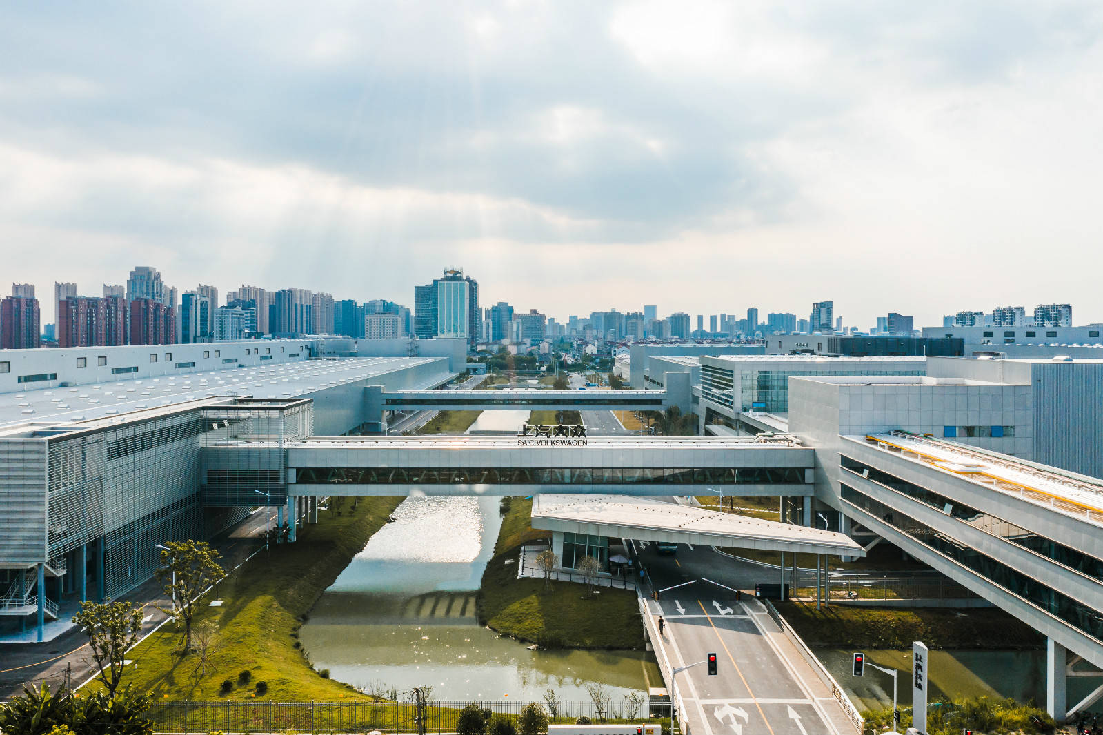 走进上汽大众MEB工厂,我们看到了什么?_搜狐汽车_搜狐网