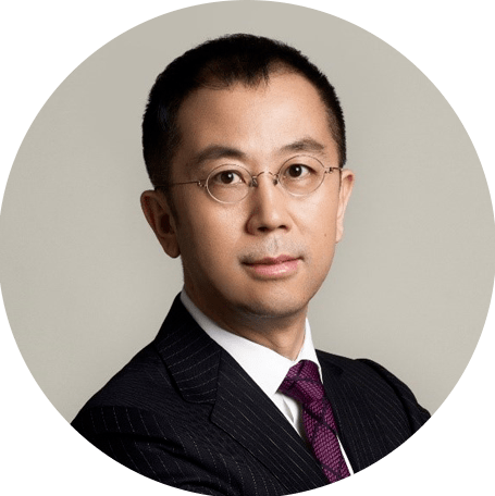 董策董策博士是北京巧女公益基金会总裁兼副理事长,毕业于清华大学