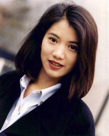 无论长发还是短发,她们的美都惊艳了时光_邱淑贞