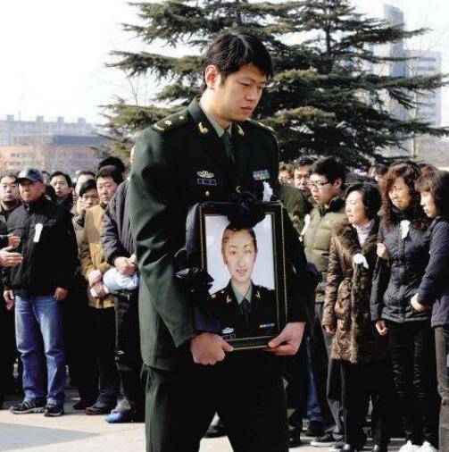 原创被称为王治郅接班人当年八一队的莫科去哪儿了如今现状如何