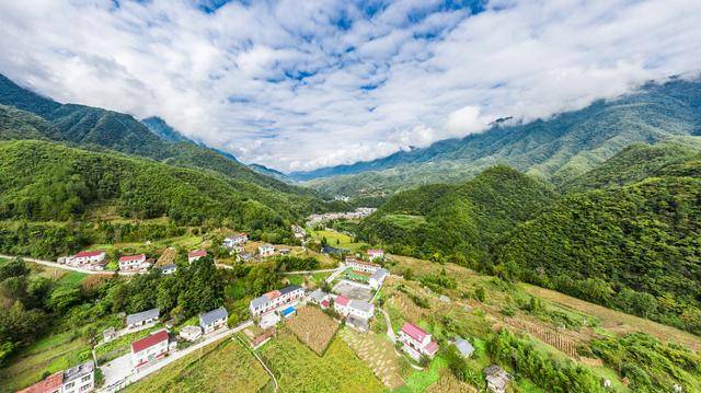 鎮坪縣華坪長壽康養旅遊文化暨農民豐收節首屆無人機攝影大賽結果出爐