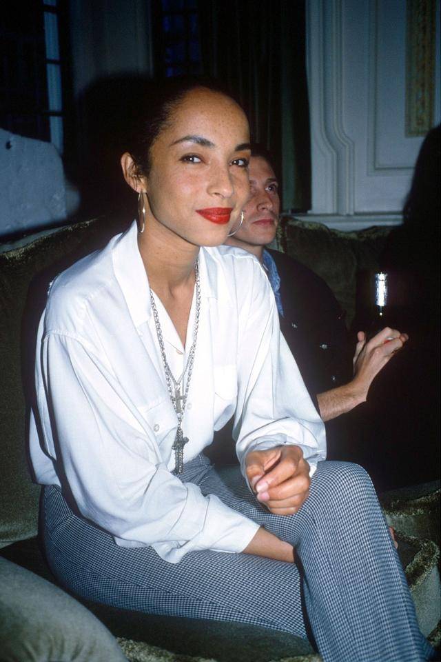 明年春天的时装偶像——sade adu