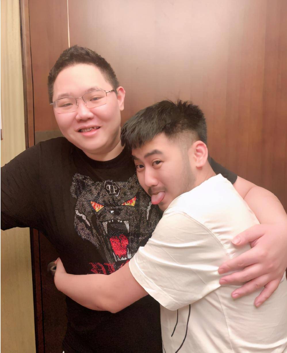 茄子停播二十天排名下滑,虎牙csboy强势崛起人气吸金双担